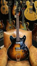 Hagstrom Viking Sunburst de 1966