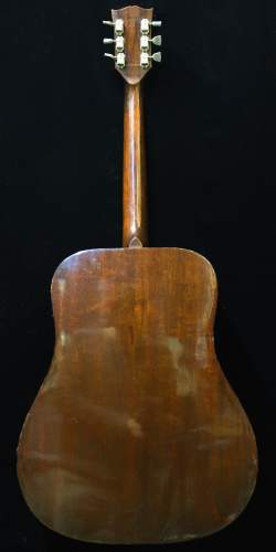 Gibson J-50 Deluxe de 1973