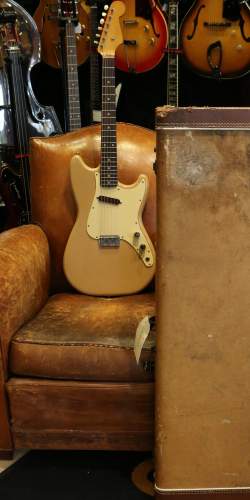 Fender Musicmaster Desert Sand de 1960