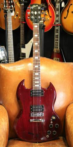 Gibson SG Standard Cherry de 1974