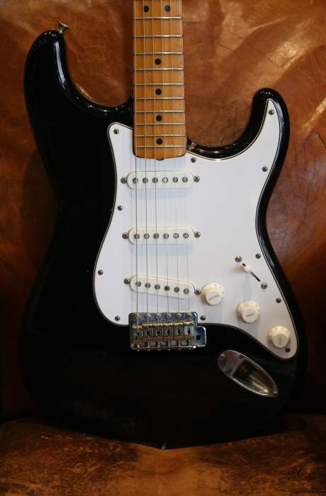 Fender Stratocaster Fullerton Black de 1983