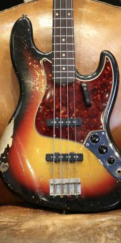Fender Jazz Bass Sunburst de 1962