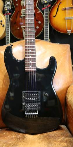 Jackson San Dimas Custom Shop Bolt On Black de 1986, signée par Grover Jackson lui-même !