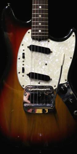 Fender Mustang Sunburst de 1973