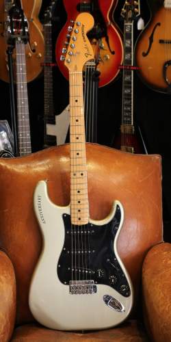 Fender Stratocaster 25th Anniversary de 1979