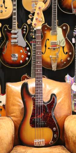 Fender Precision Bass Sunburst de 1969