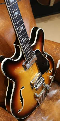 Crucianelli Elite "Type ES-335" Sunburst de 1970'