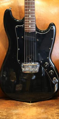 Fender Musicmaster Black de 1978