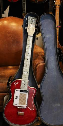 Goya R-80 Red Sparkle de 1960's
