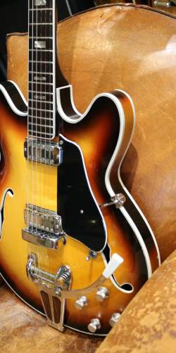 Crucianelli Elite "Type ES-335" Sunburst de 1970'