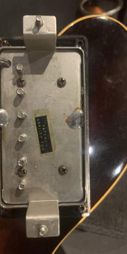 Gibson EB-6 Sunburst de 1961