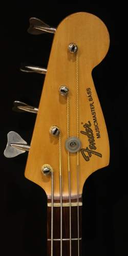 Fender Musicmaster Bass Daphne Blue de 1972