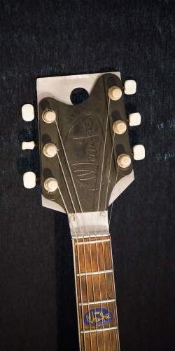 Wandre Davoli BB Volcano hand painting