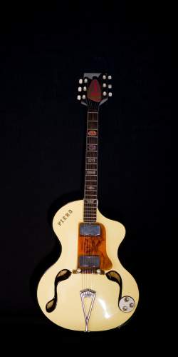 Collection de Wandre Guitares and Basses