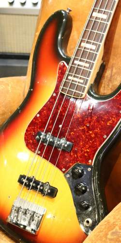Fender Jazz Bass Sunburst de 1971