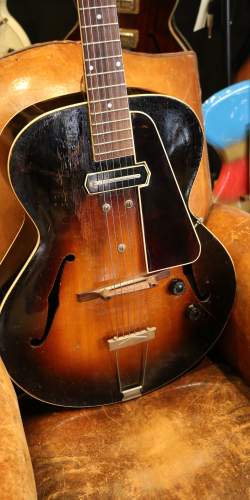Gibson ES-150 "Charlie Christian" 1936
