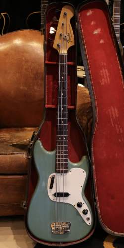 Fender Musicmaster Bass Daphne Blue de 1974