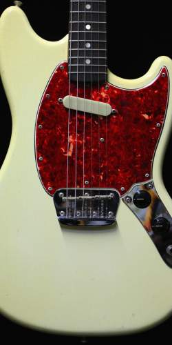 Fender Musicmaster II Olympic White de 1965