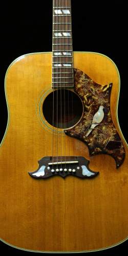 Gibson Dove naturelle de 1965