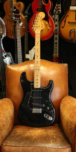 Fender Stratocaster Black Hardtail de 1979-81