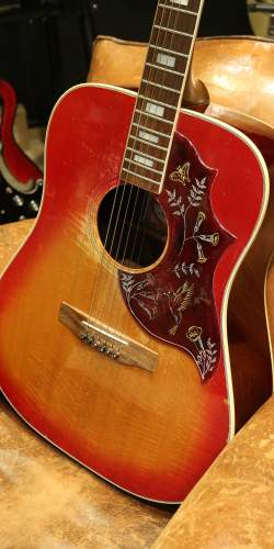 Gibson Hummingbird Cherryburst de 1978