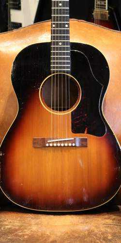 Gibson LG-1 Sunburst de 1960