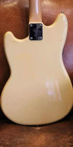Fender Musicmaster Olympic White de 1978