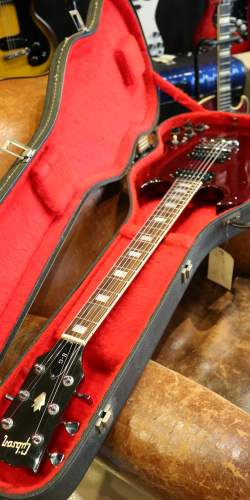Gibson SG Standard Cherry de 1974