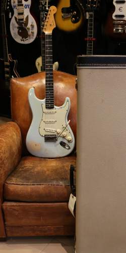 Fender Stratocaster Sonic Blue "L Serie" de 1963
