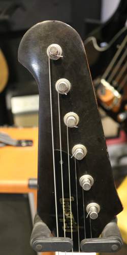 Gibson Firebird V 1963 Johnny Winter Signature Custom Shop N°121 de 2008