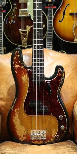 Fender Precision Bass Sunburst de 1969