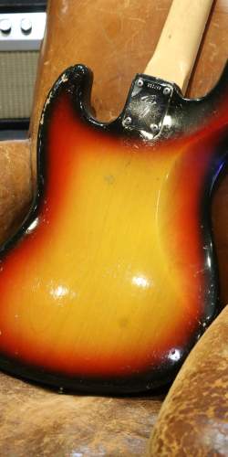 Fender Jazz Bass Sunburst de 1971