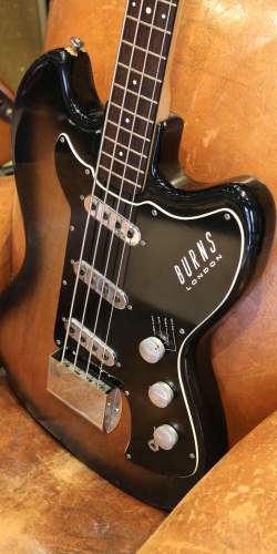 Burns Vista Sonic Bass Sunburst de 1962