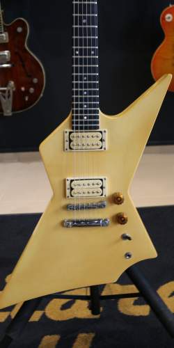 Gibson Explorer XPL Custom Shop Ivory de 1985
