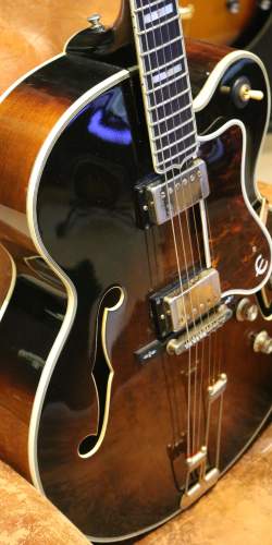 Epiphone Emperor Antique Sunburst de 1984