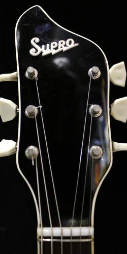 Supro Dual Tone Ermine White de 1964