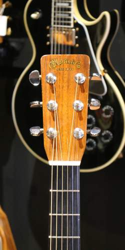 Martin D-28 Naturelle de 1971