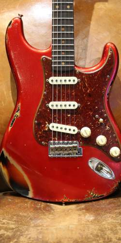Fender Stratocaster Custom Shop 1960 Roasted Heavy Relic Limited Edition Candy Apple Red over 3 Tone Sunburst de 2018