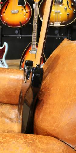 Jackson San Dimas Custom Shop Bolt On Black de 1986, signée par Grover Jackson lui-même !