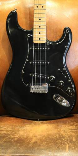 Fender Stratocaster Black Hardtail de 1979-81