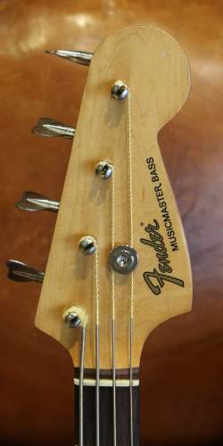 Fender Musicmaster Bass Dakota Red de 1974