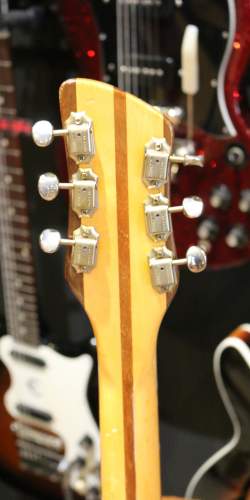 Rickenbacker 330 Mapleglo Naturelle de 1981