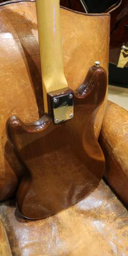 Fender Mustang Mocha Brown (Walnut) de 1977