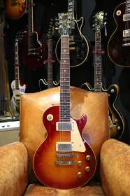 Gibson Les Paul Studio Standard Heritage Cherry Sunburst de 1983