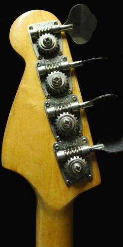 Fender Musicmaster Bass Ash Red de 1978