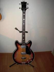 CRUCCIANELLI Elite Bass - Années 60