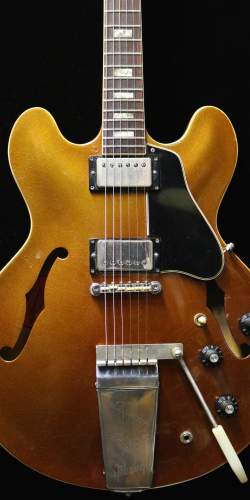 Gibson ES-335 Burgundy Sparkle Maestro de 1968