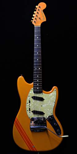 Fender Mustang Yellow Competition Matching Headstock de 1968