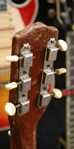 Gibson L-50 Sunburst de 1936 avec micro Stimer