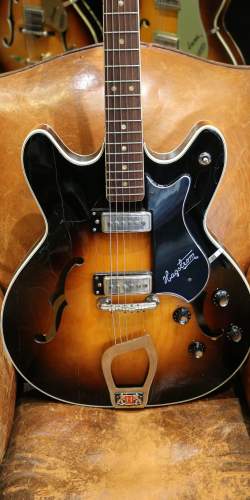 Hagstrom Viking Sunburst de 1966
